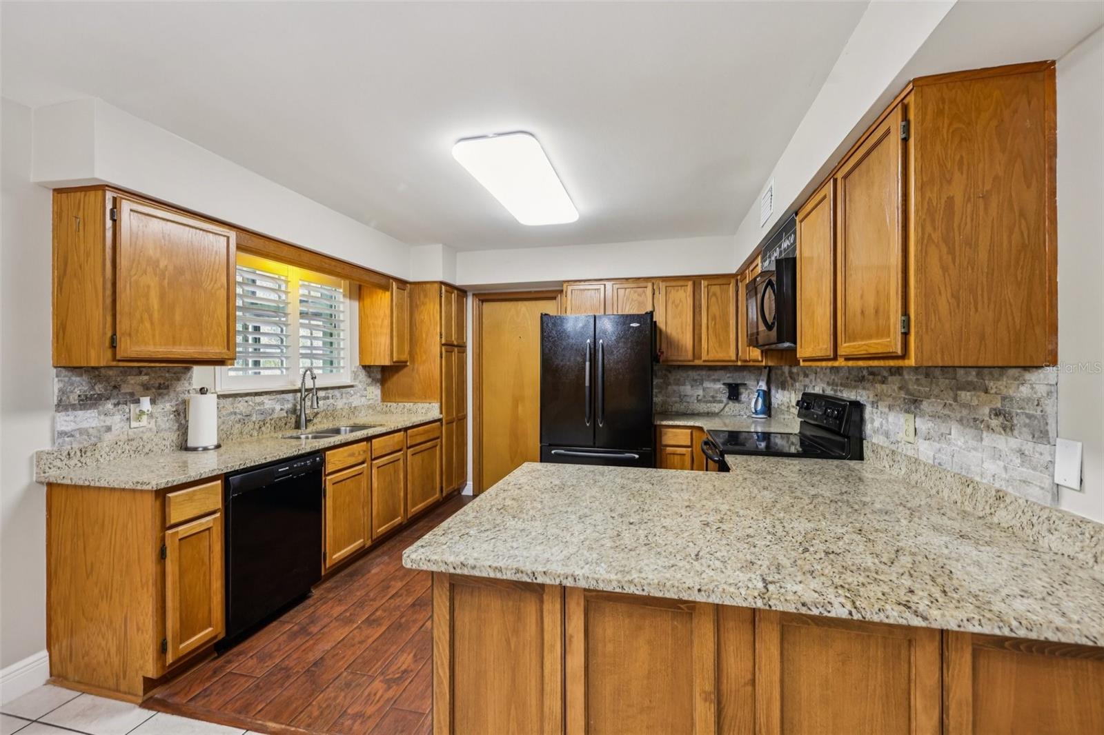 490 HIDDEN RIDGE DR, DELTONA, FL, 32725