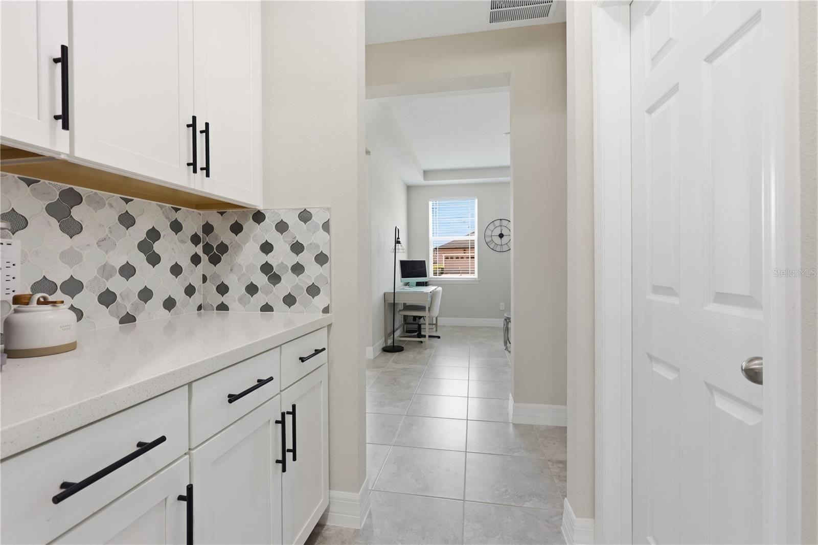 2337 OXMOOR DR, DELAND, FL, 32724