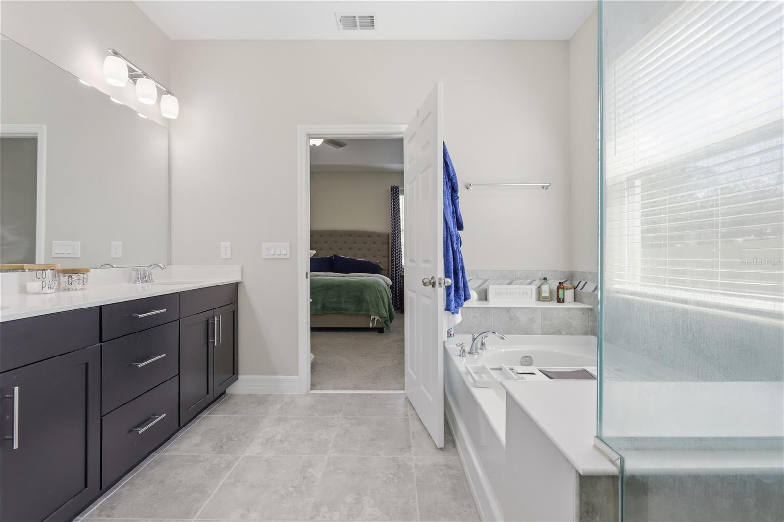 2337 OXMOOR DR, DELAND, FL, 32724