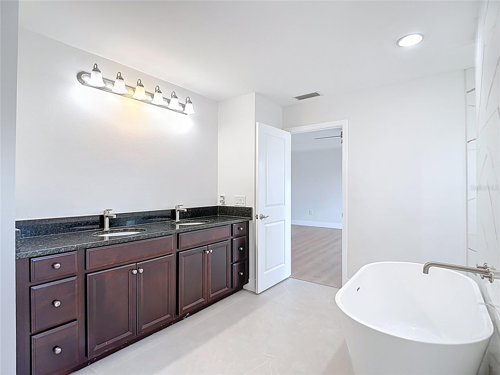 27387 CAYENNE LN, WESLEY CHAPEL, FL, 33544