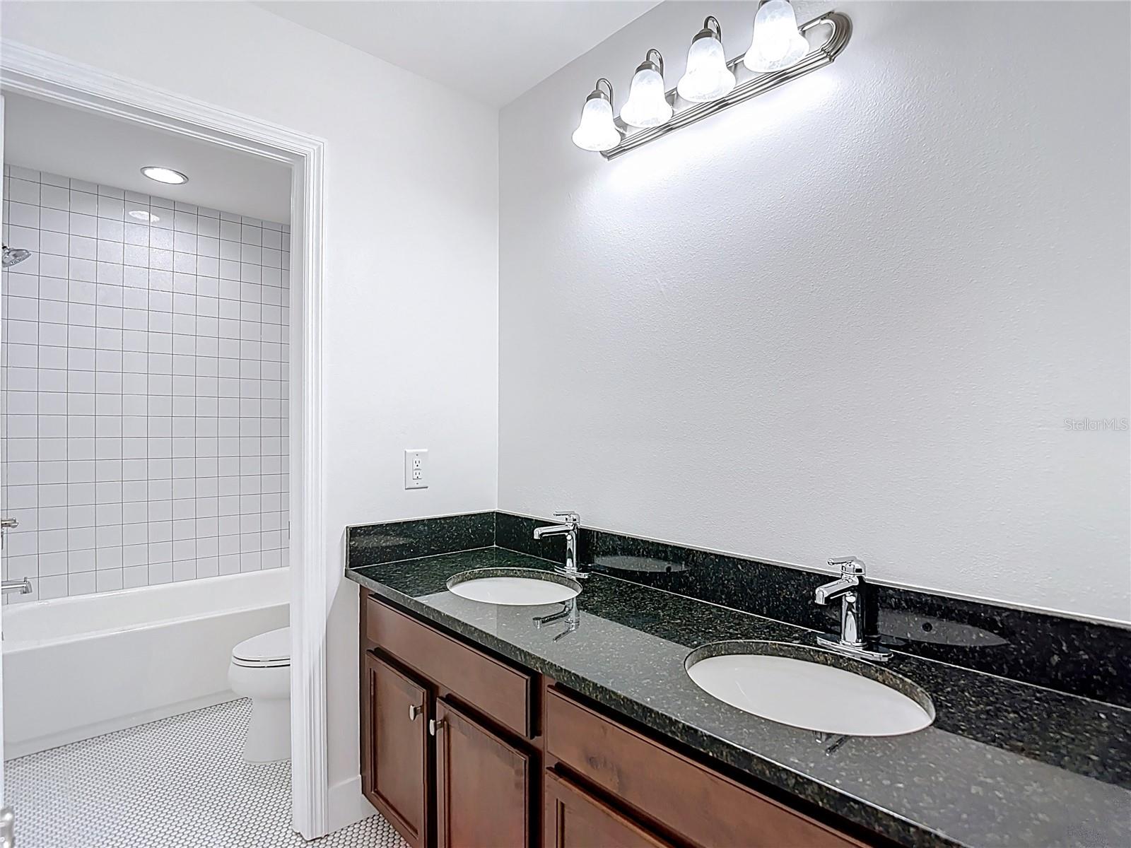 27387 CAYENNE LN, WESLEY CHAPEL, FL, 33544
