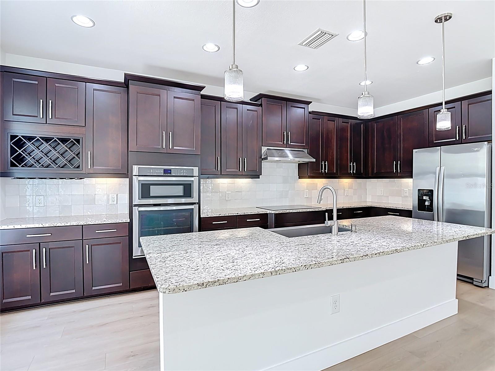 27387 CAYENNE LN, WESLEY CHAPEL, FL, 33544