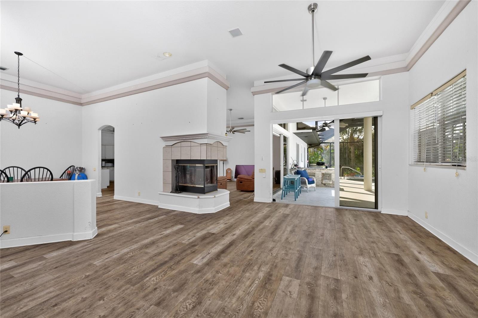 1049 HARBOUR GLEN PL, PUNTA GORDA, FL, 33983