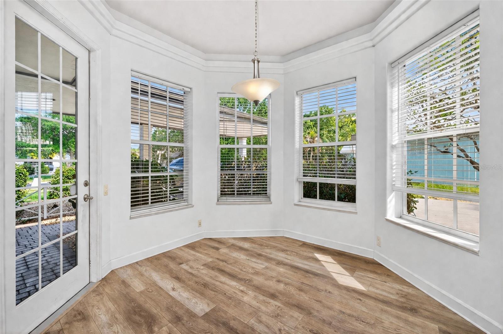 1049 HARBOUR GLEN PL, PUNTA GORDA, FL, 33983