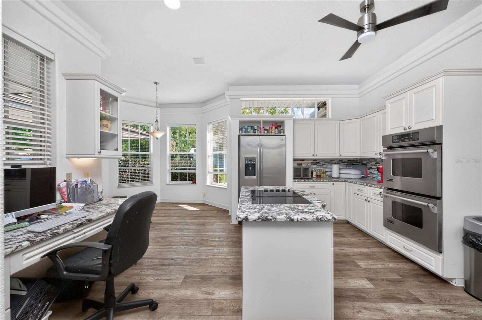 1049 HARBOUR GLEN PL, PUNTA GORDA, FL, 33983