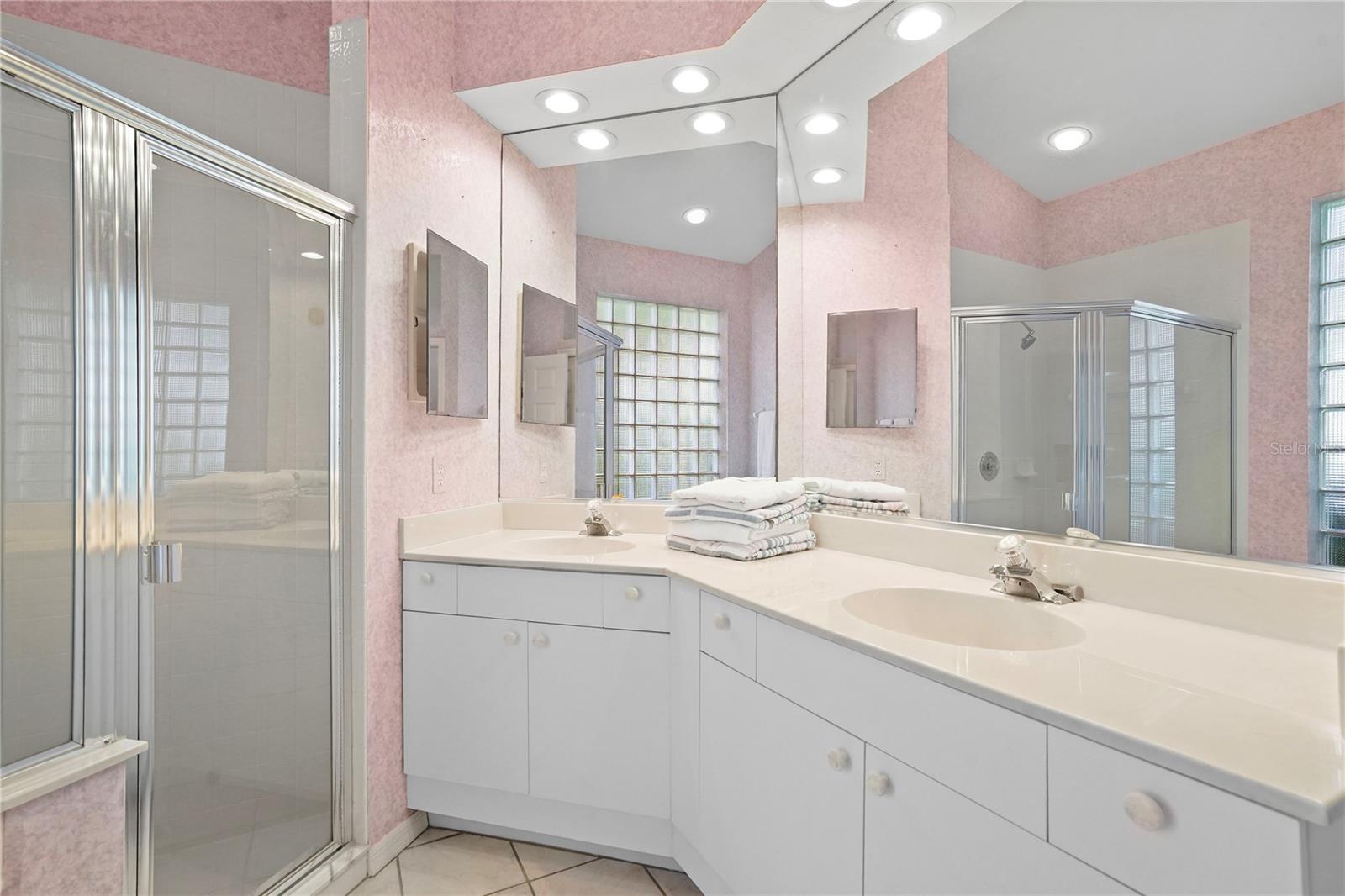 7909 HAMPTON CT, UNIVERSITY PARK, FL, 34201