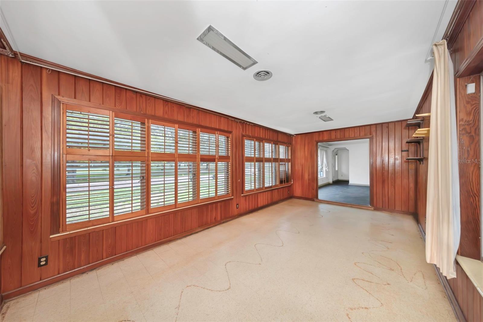 511 E ADALEE ST, TAMPA, FL, 33603