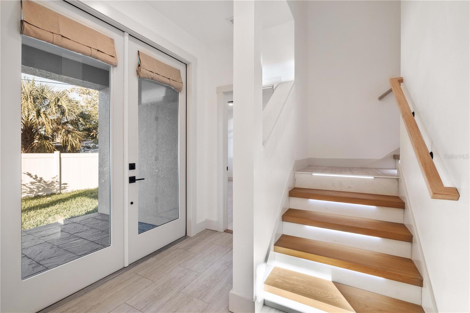 2727 W CHESTNUT ST, TAMPA, FL, 33607