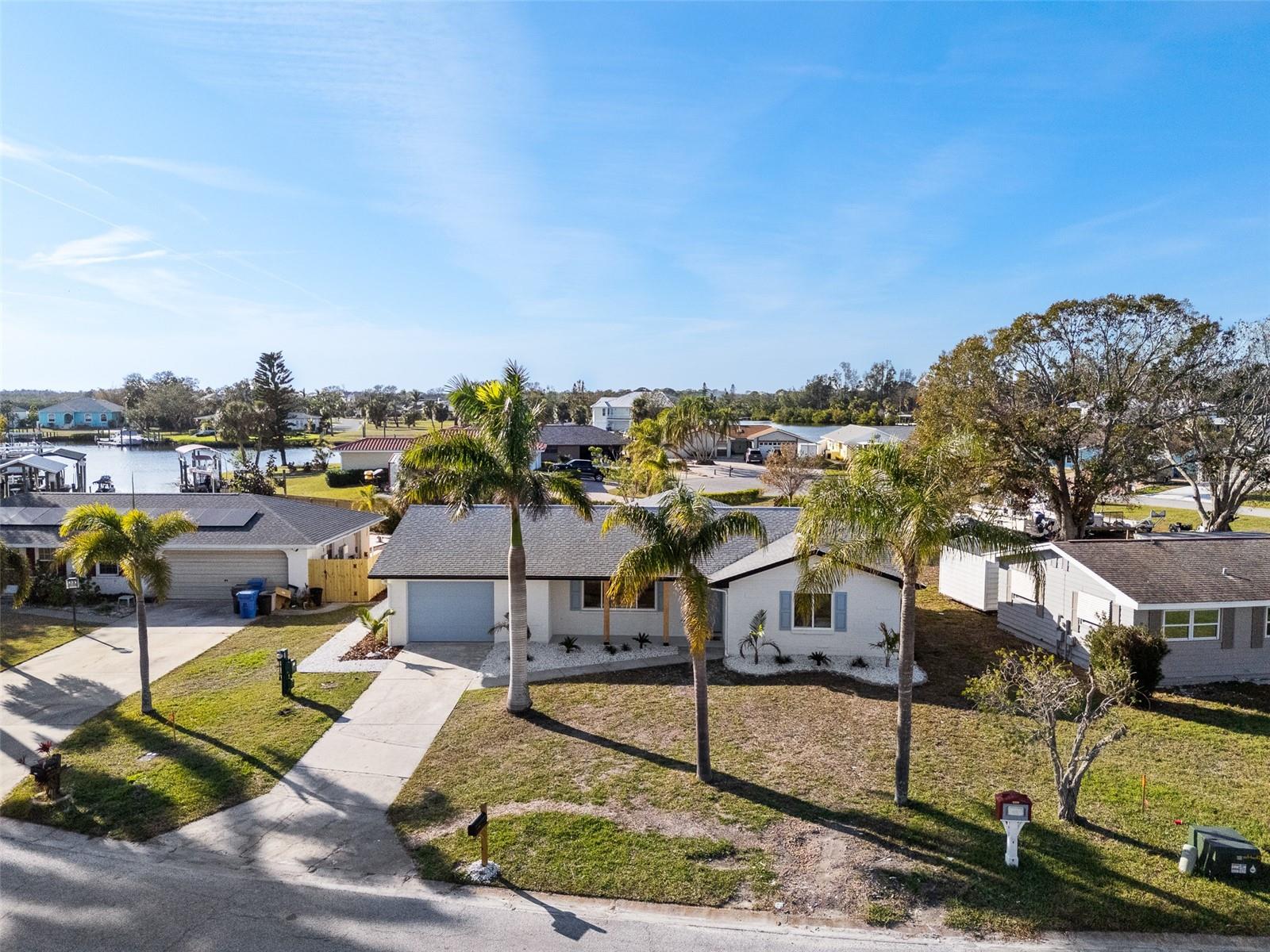 105 12TH ST SW, RUSKIN, FL, 33570