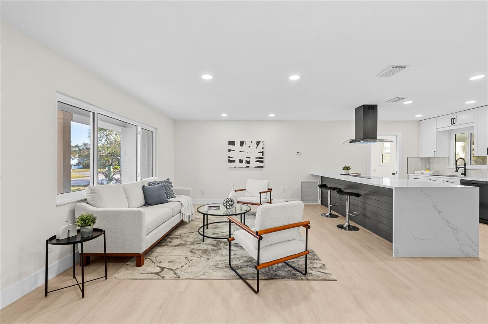 105 12TH ST SW, RUSKIN, FL, 33570