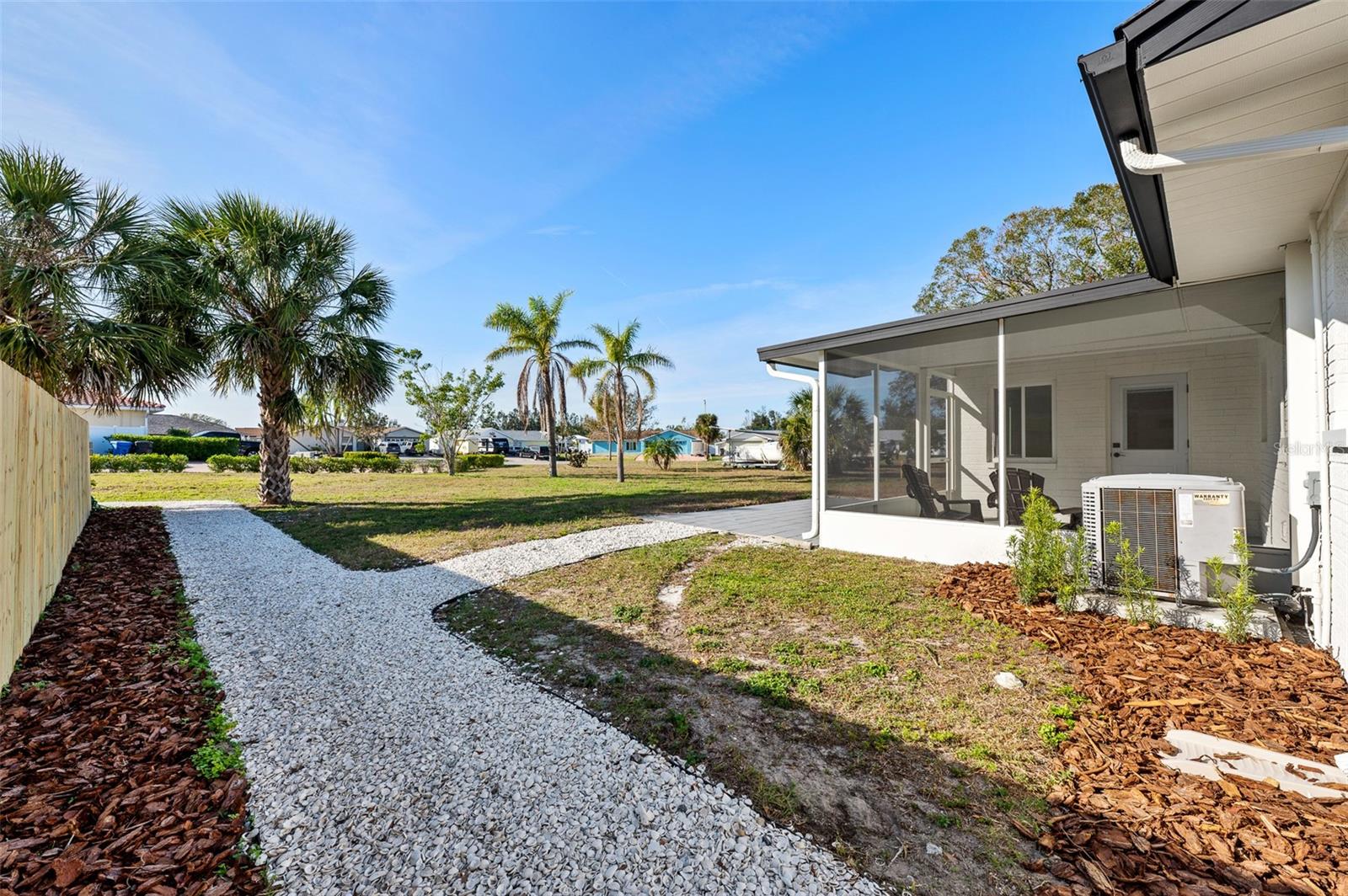 105 12TH ST SW, RUSKIN, FL, 33570