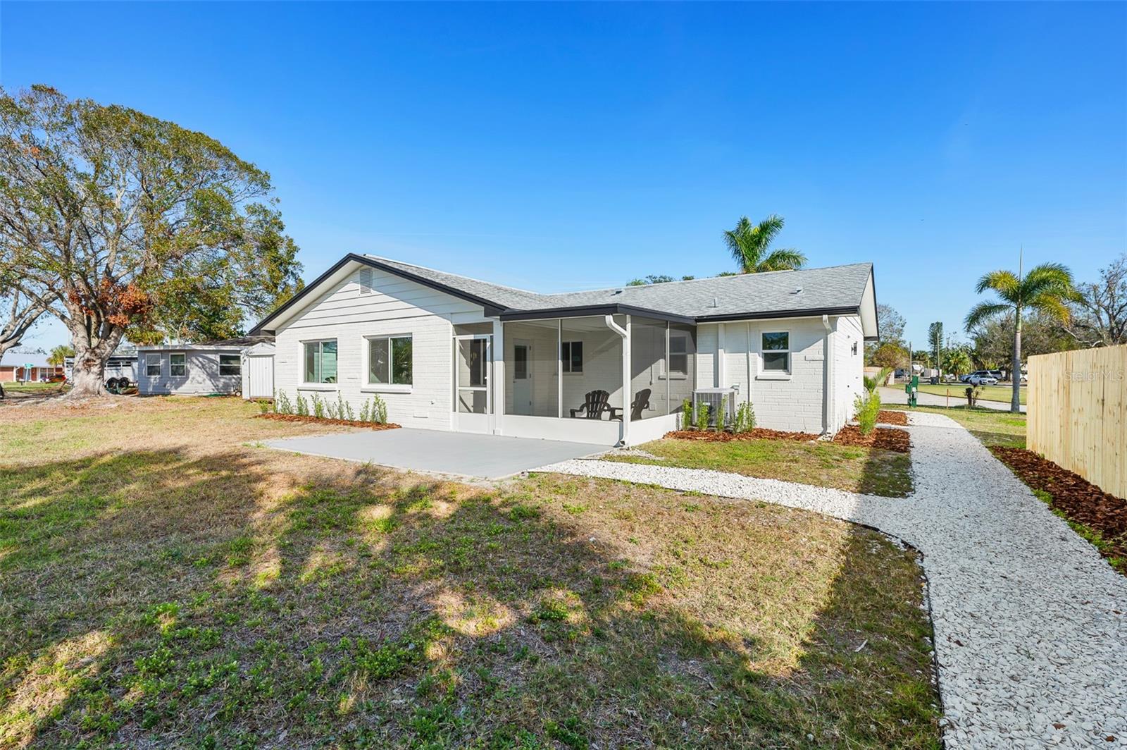 105 12TH ST SW, RUSKIN, FL, 33570