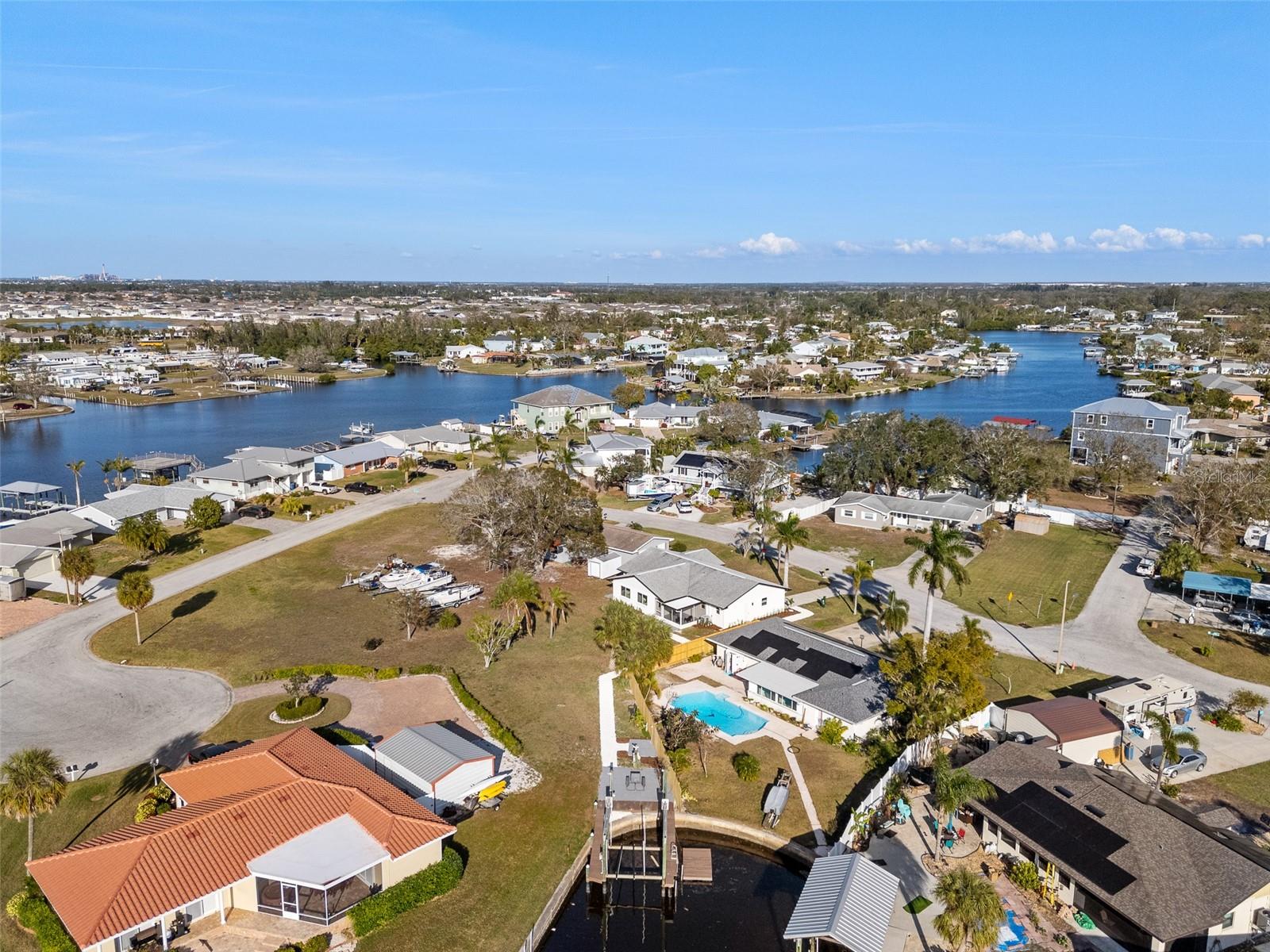 105 12TH ST SW, RUSKIN, FL, 33570