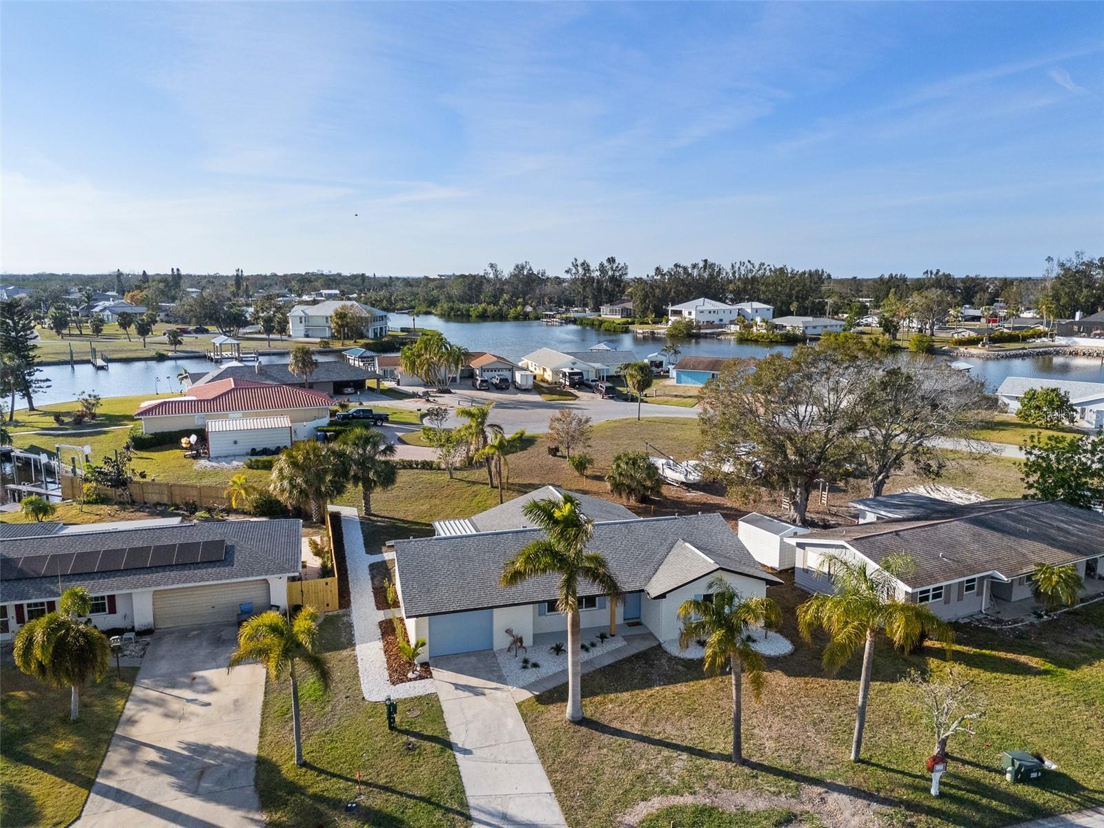 105 12TH ST SW, RUSKIN, FL, 33570