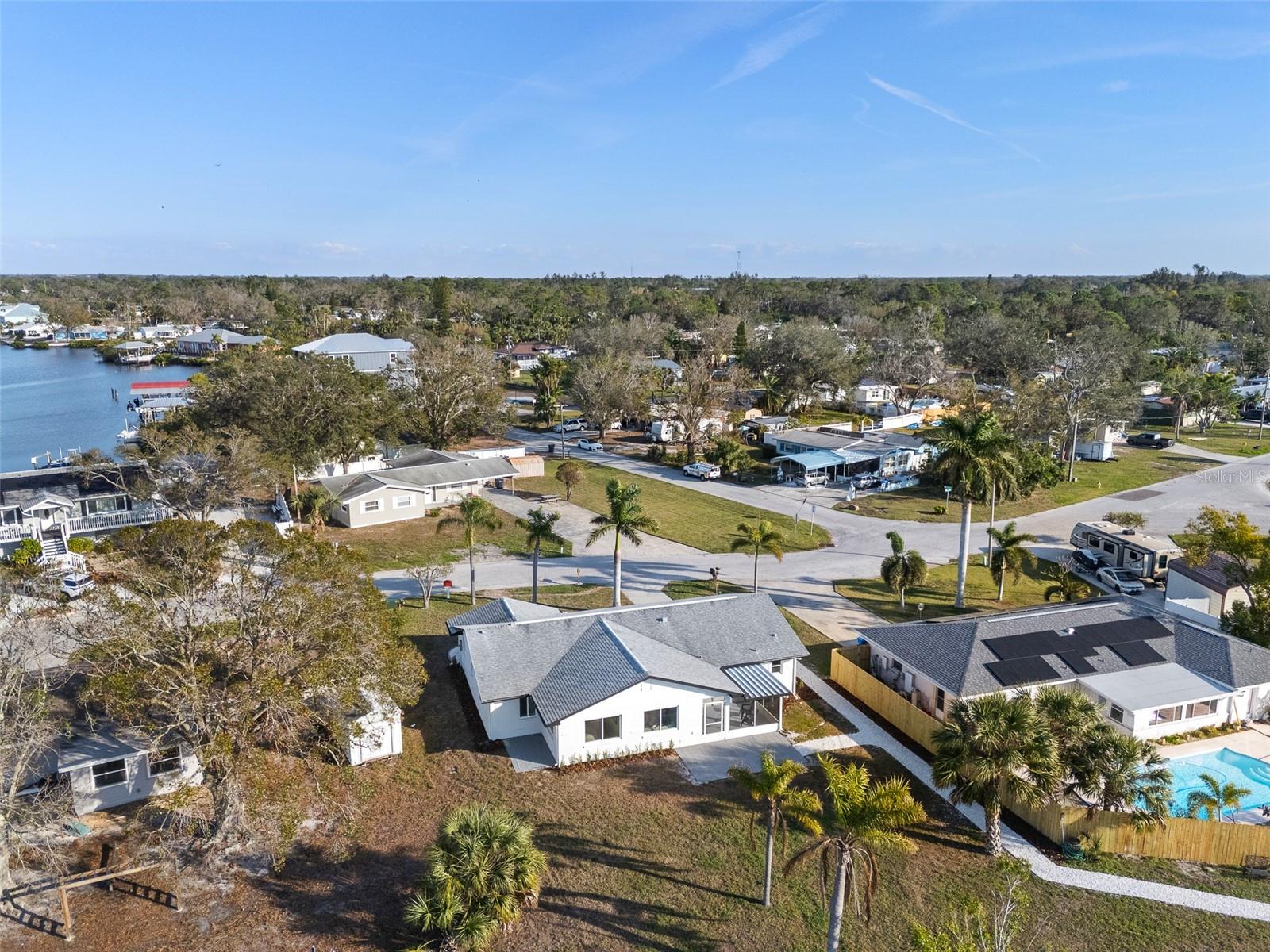 105 12TH ST SW, RUSKIN, FL, 33570