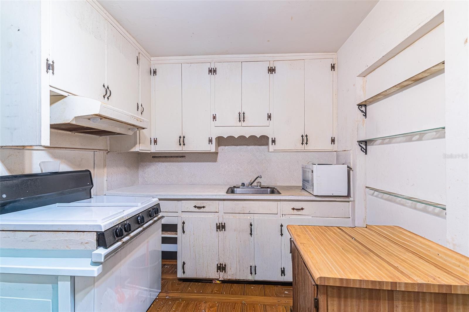 1320 HARTSELL AVE, LAKELAND, FL, 33803