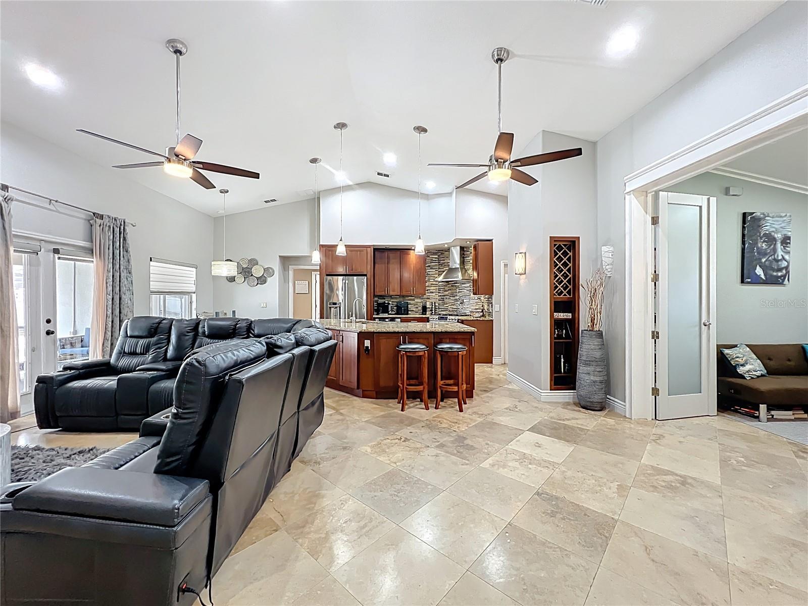 723 SUNBURST COVE LN, WINTER GARDEN, FL, 34787