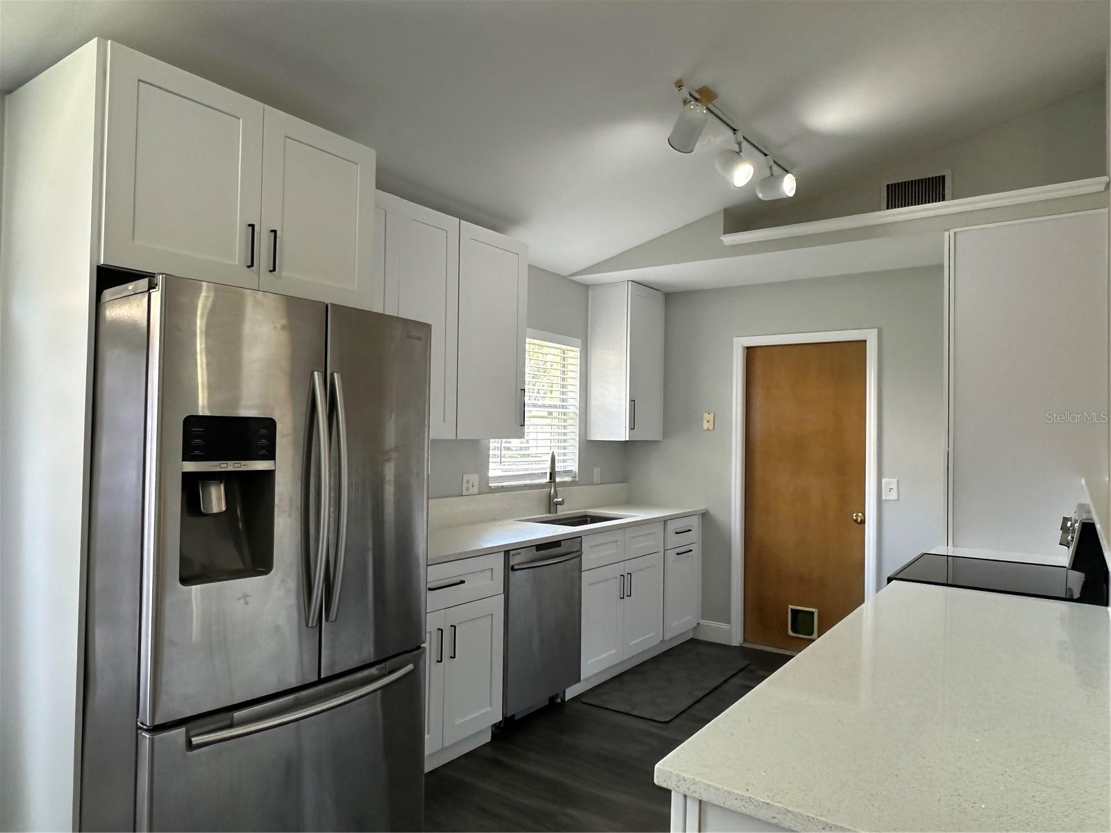 1073 COUNTRY COVE CT, OVIEDO, FL, 32766