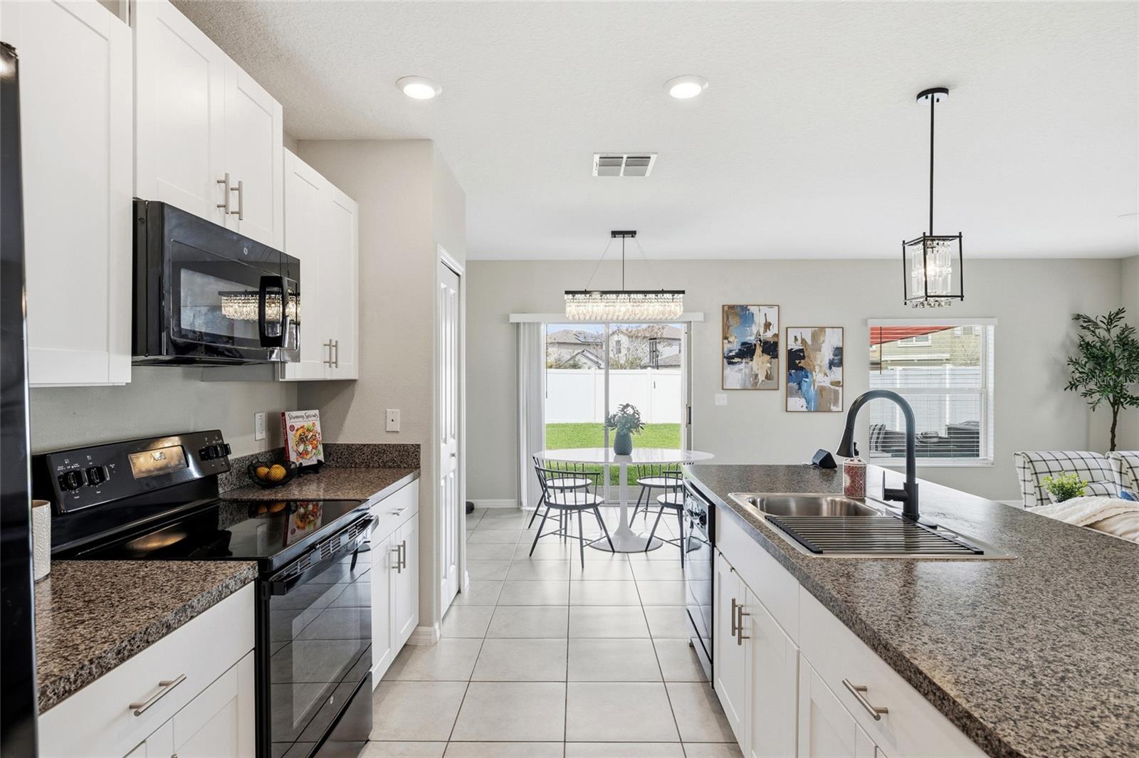 7011 SAMUEL IVY DR, TAMPA, FL, 33619