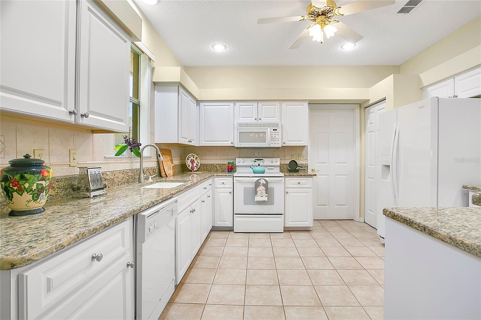 32704 TIMBERWOOD DR, LEESBURG, FL, 34748
