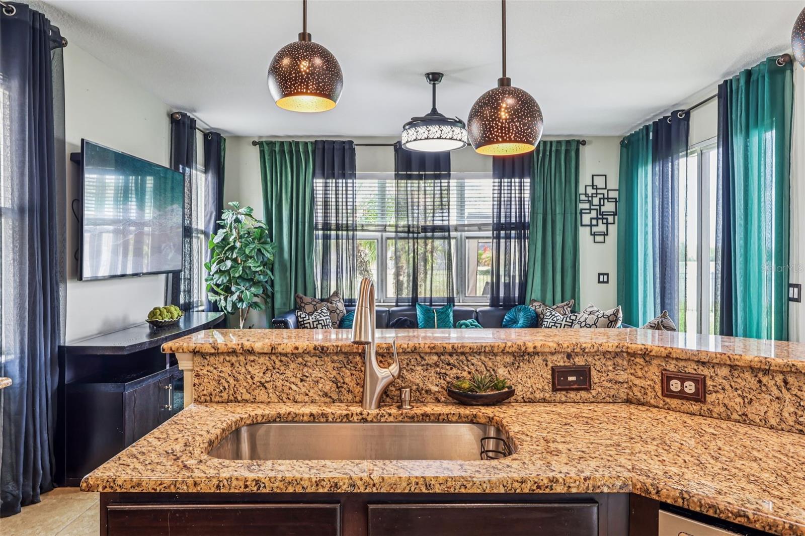 2813 SAIL BREEZE WAY, KISSIMMEE, FL, 34744