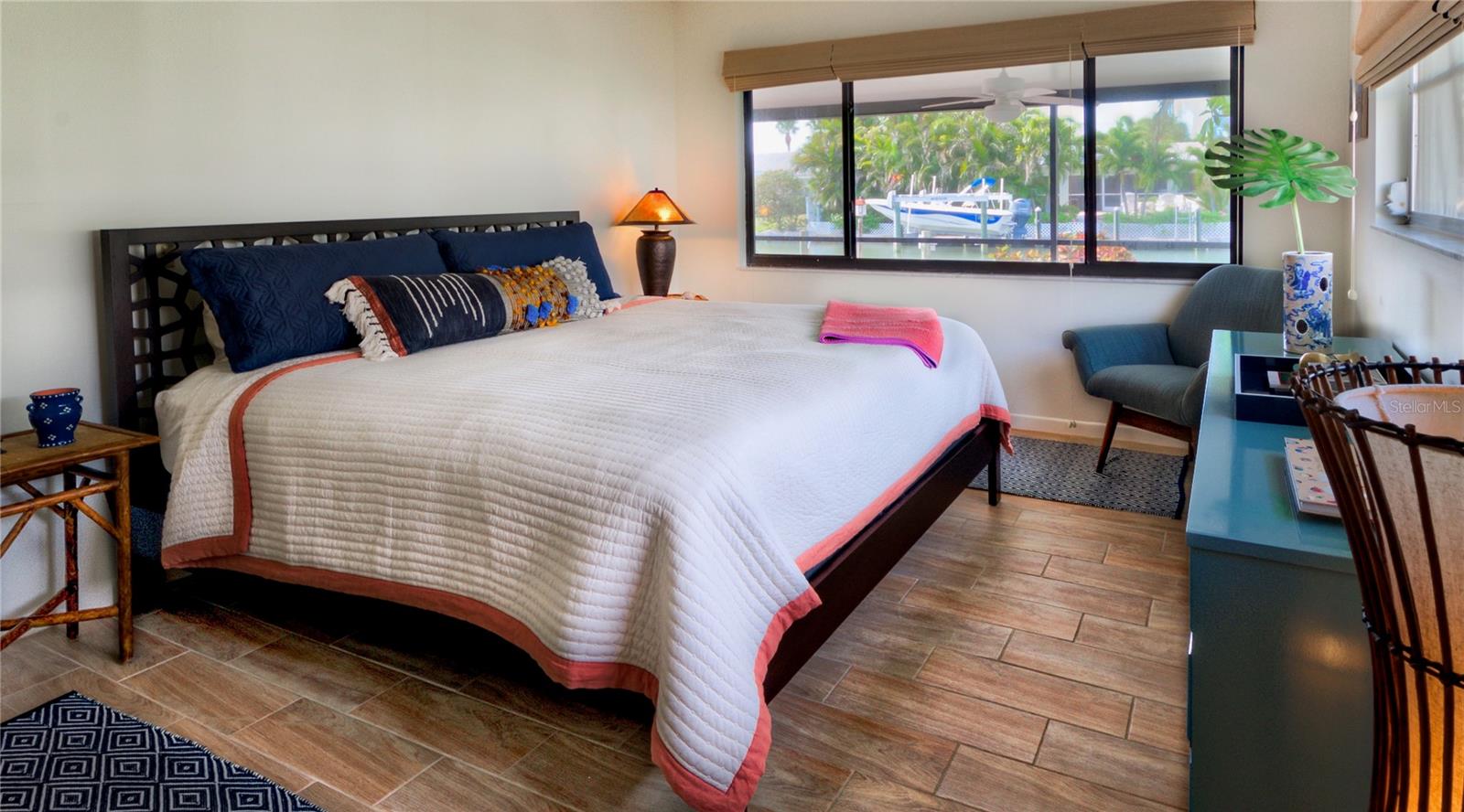 608 GLADSTONE LN, HOLMES BEACH, FL, 34217