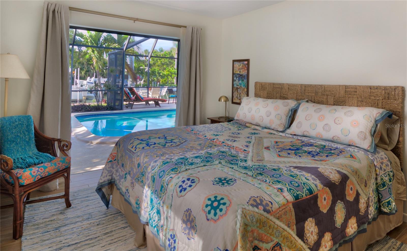 608 GLADSTONE LN, HOLMES BEACH, FL, 34217