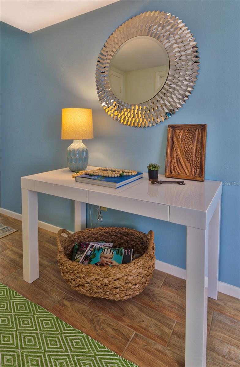 608 GLADSTONE LN, HOLMES BEACH, FL, 34217