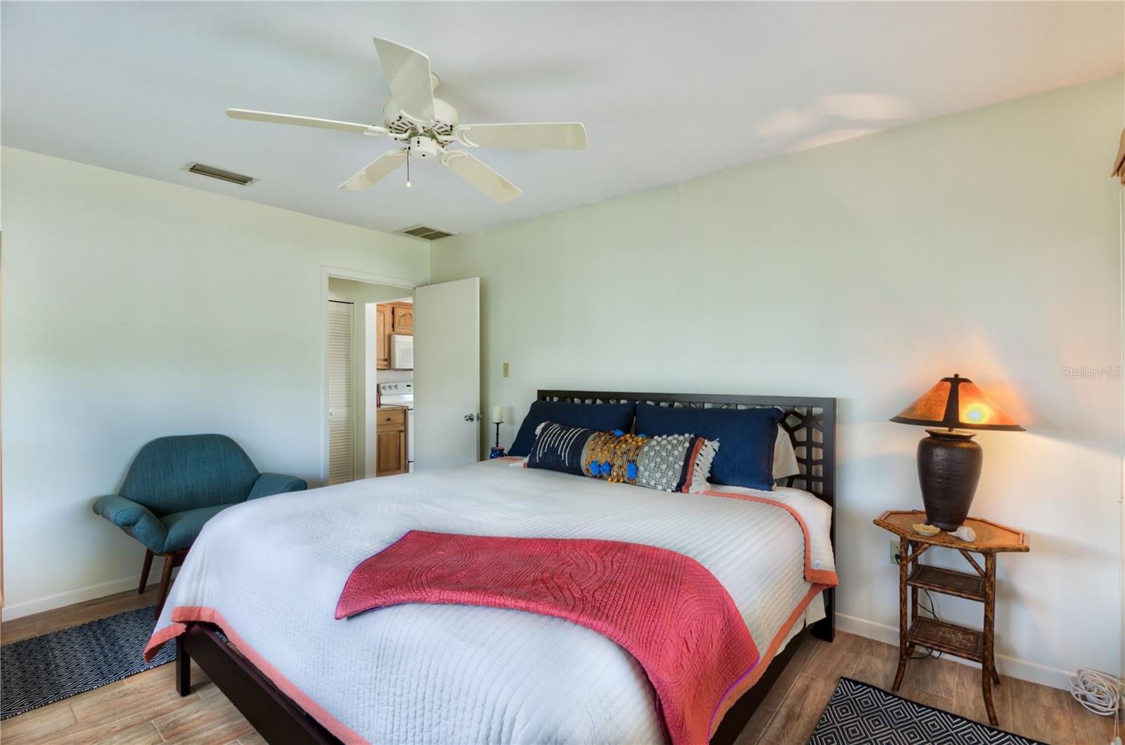 608 GLADSTONE LN, HOLMES BEACH, FL, 34217