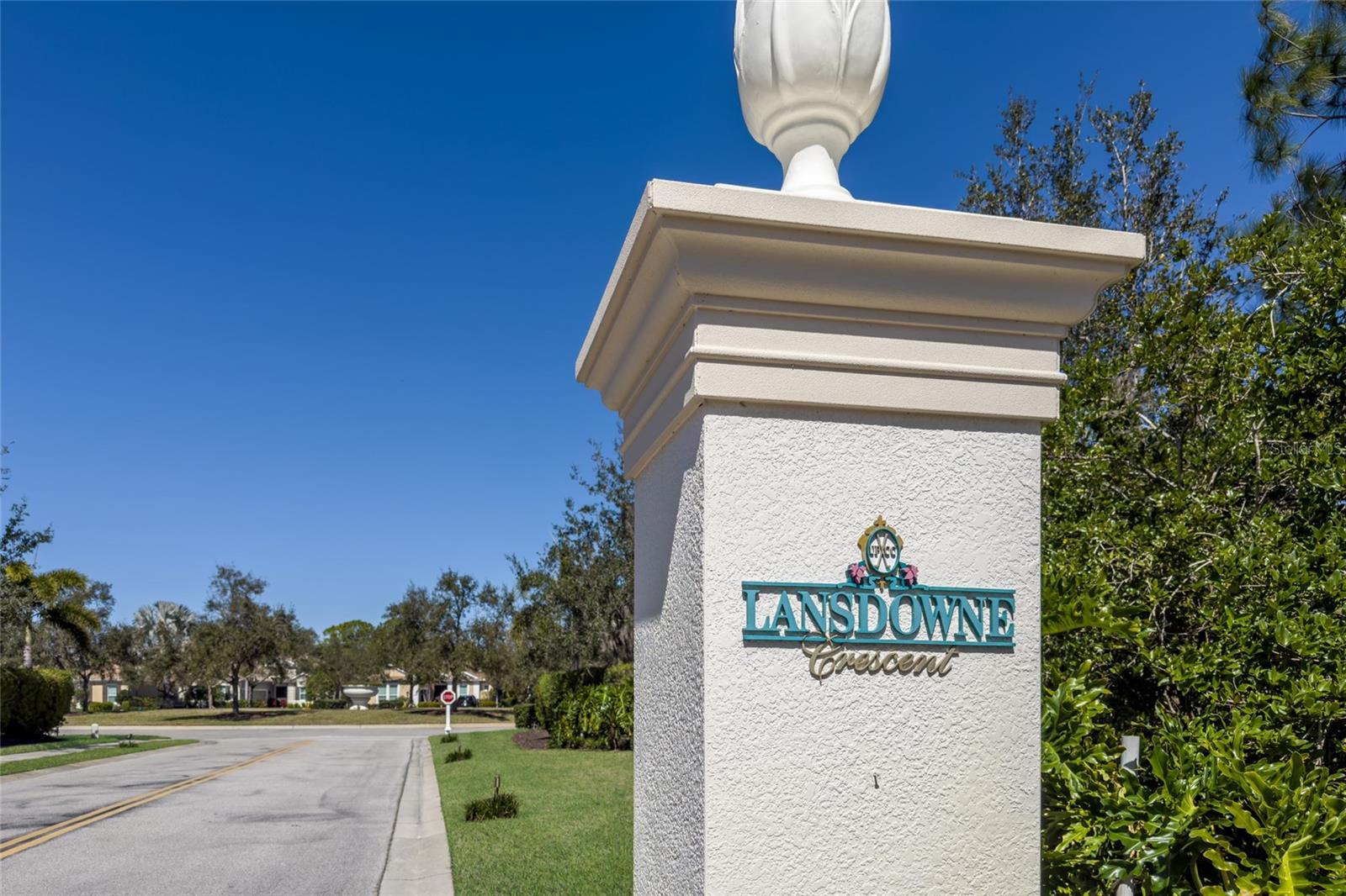 6748 CURZON TER, UNIVERSITY PARK, FL, 34201