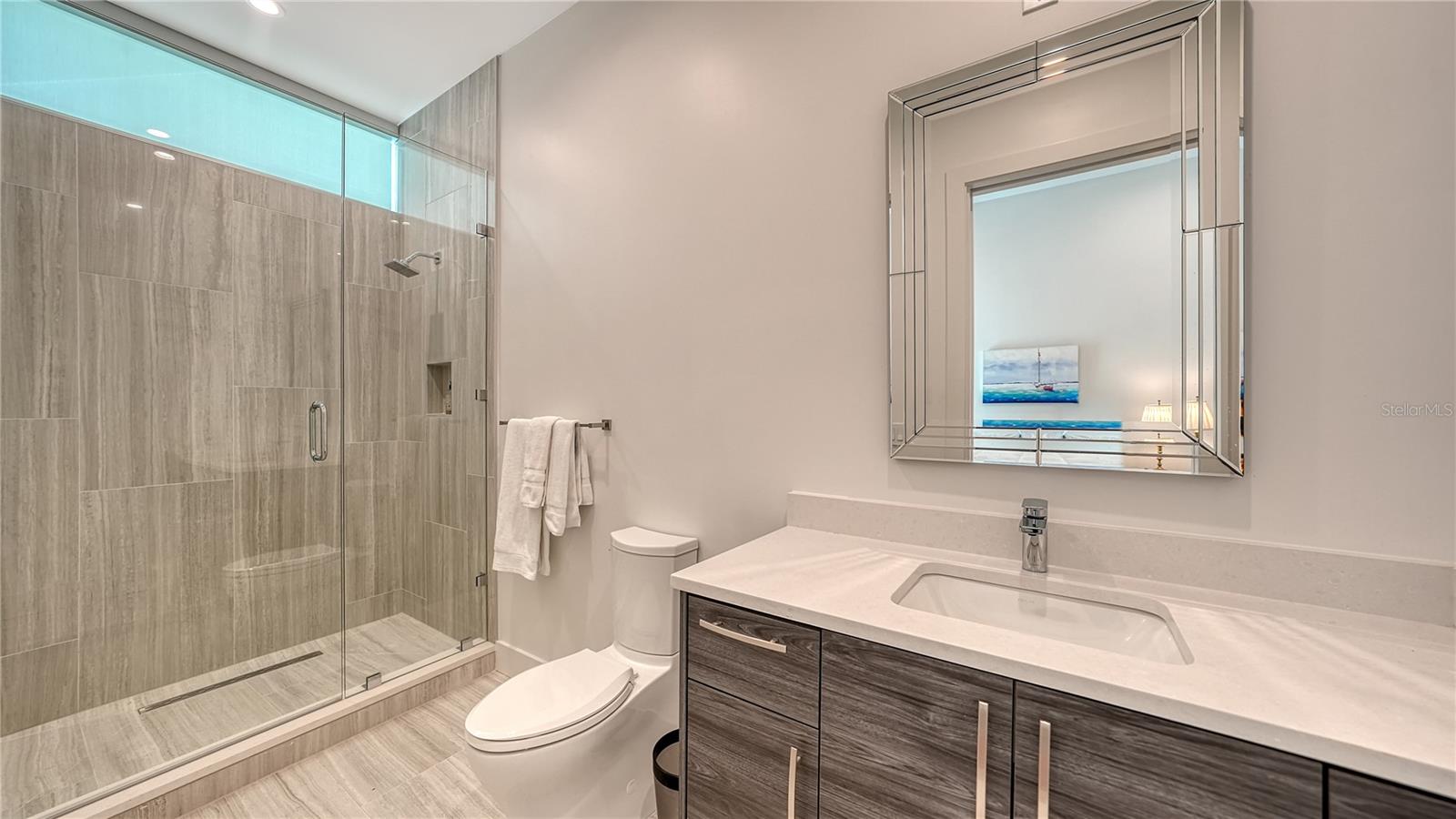 1335 2ND ST #Villa 2E, SARASOTA, FL, 34236