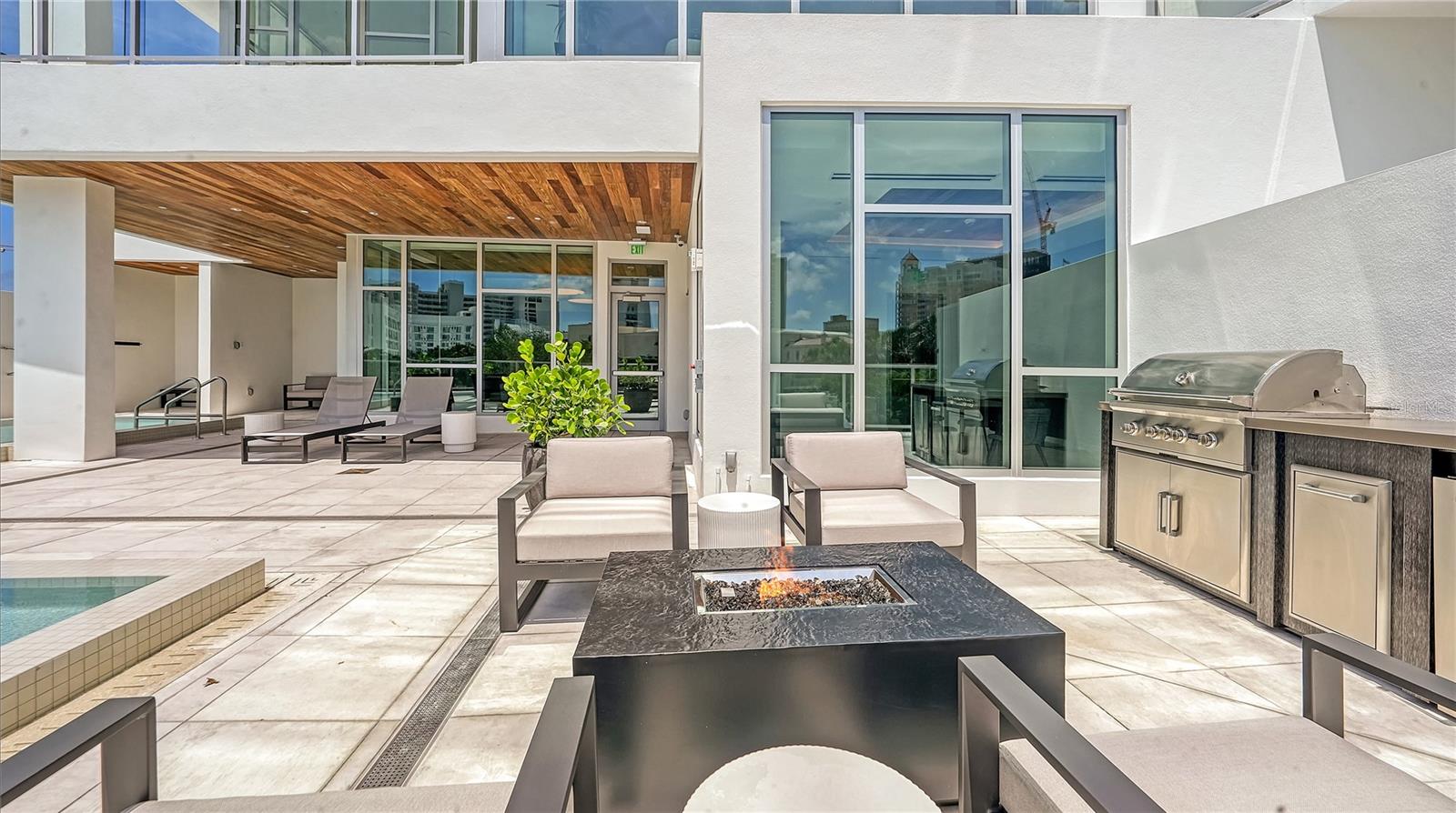 1335 2ND ST #Villa 2E, SARASOTA, FL, 34236