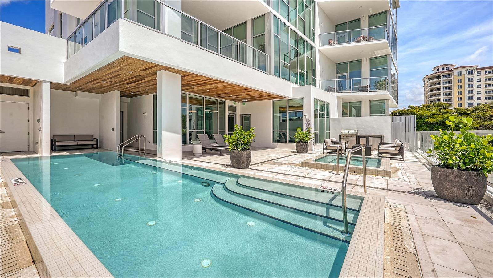 1335 2ND ST #Villa 2E, SARASOTA, FL, 34236