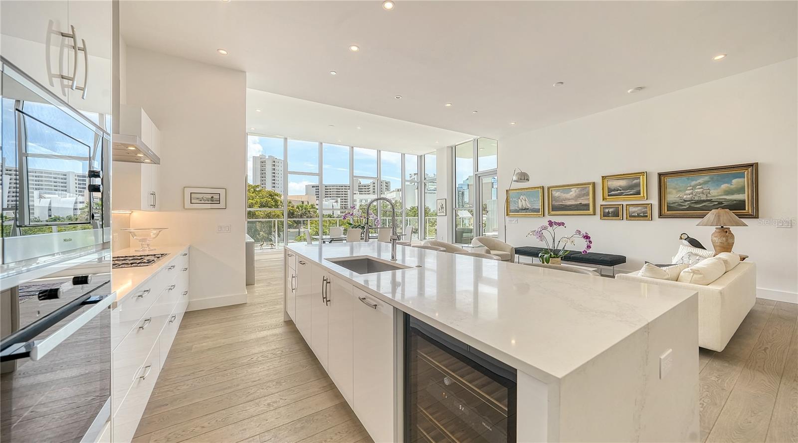 1335 2ND ST #Villa 2E, SARASOTA, FL, 34236