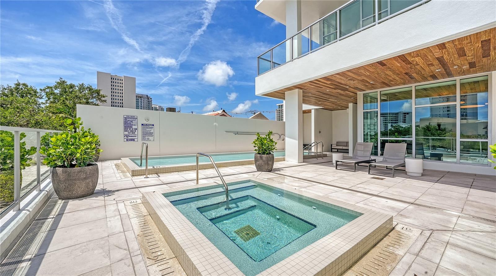 1335 2ND ST #Villa 2E, SARASOTA, FL, 34236