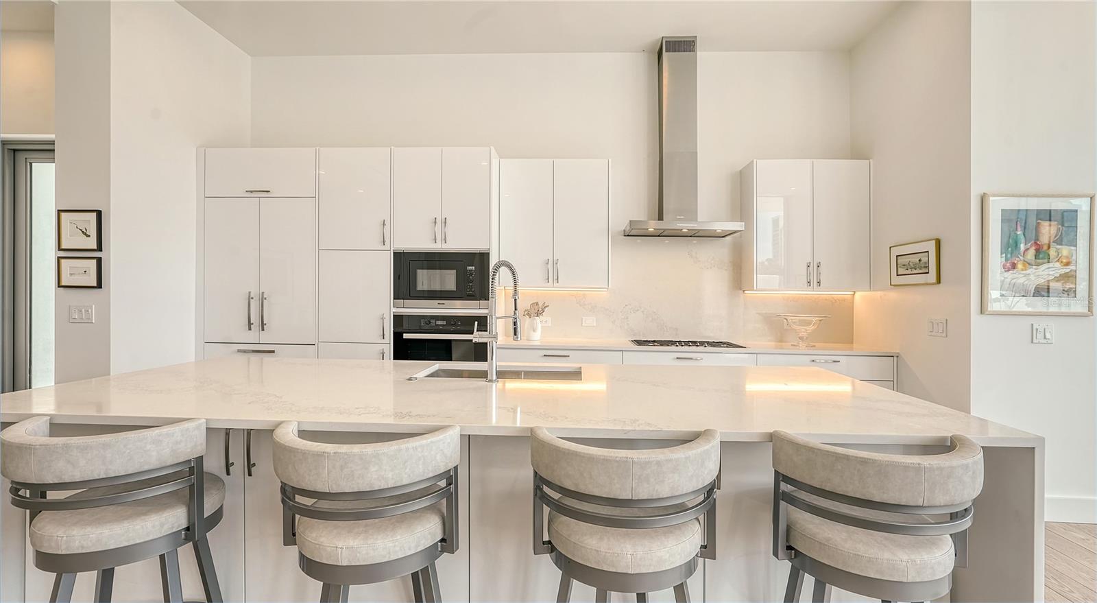 1335 2ND ST #Villa 2E, SARASOTA, FL, 34236