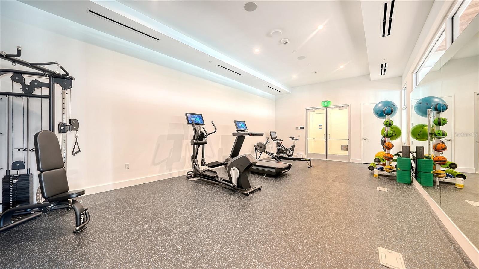 1335 2ND ST #Villa 2E, SARASOTA, FL, 34236