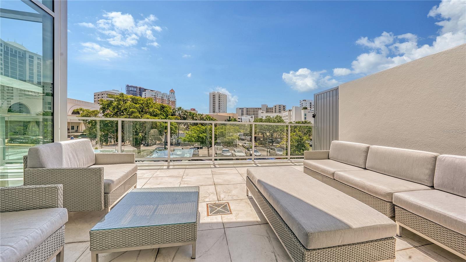 1335 2ND ST #Villa 2E, SARASOTA, FL, 34236