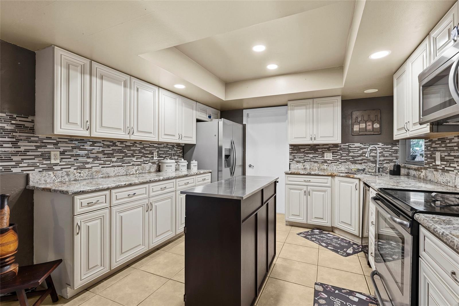 2356 TEAL AVE, SARASOTA, FL, 34232