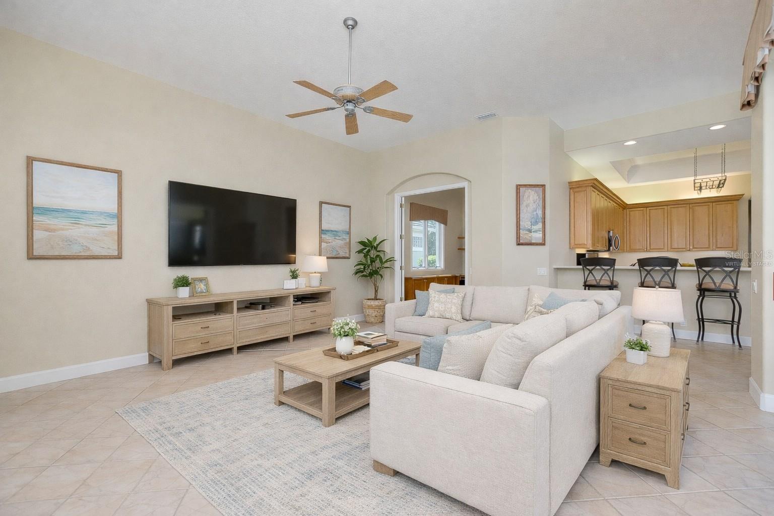 5213 88TH ST E, BRADENTON, FL, 34211