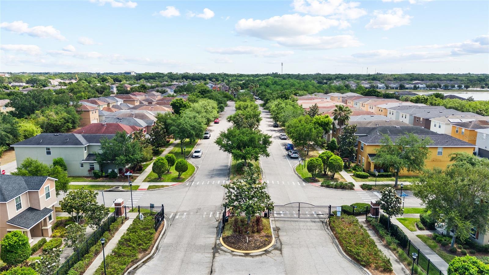 9207 ENGLISH OAKS LN, RIVERVIEW, FL, 33578