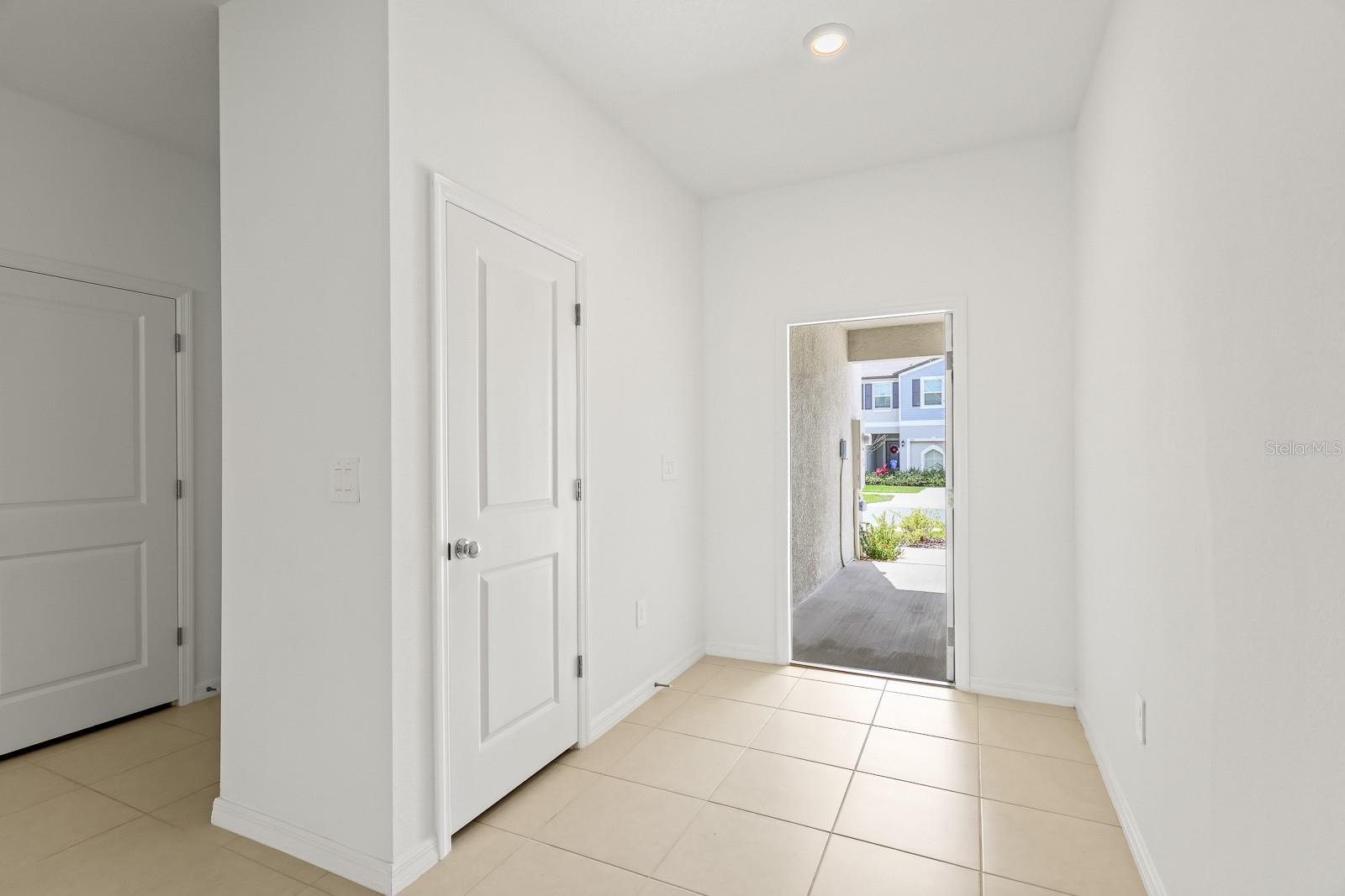 2642 SUNRAY VENUS WAY, RUSKIN, FL, 33570