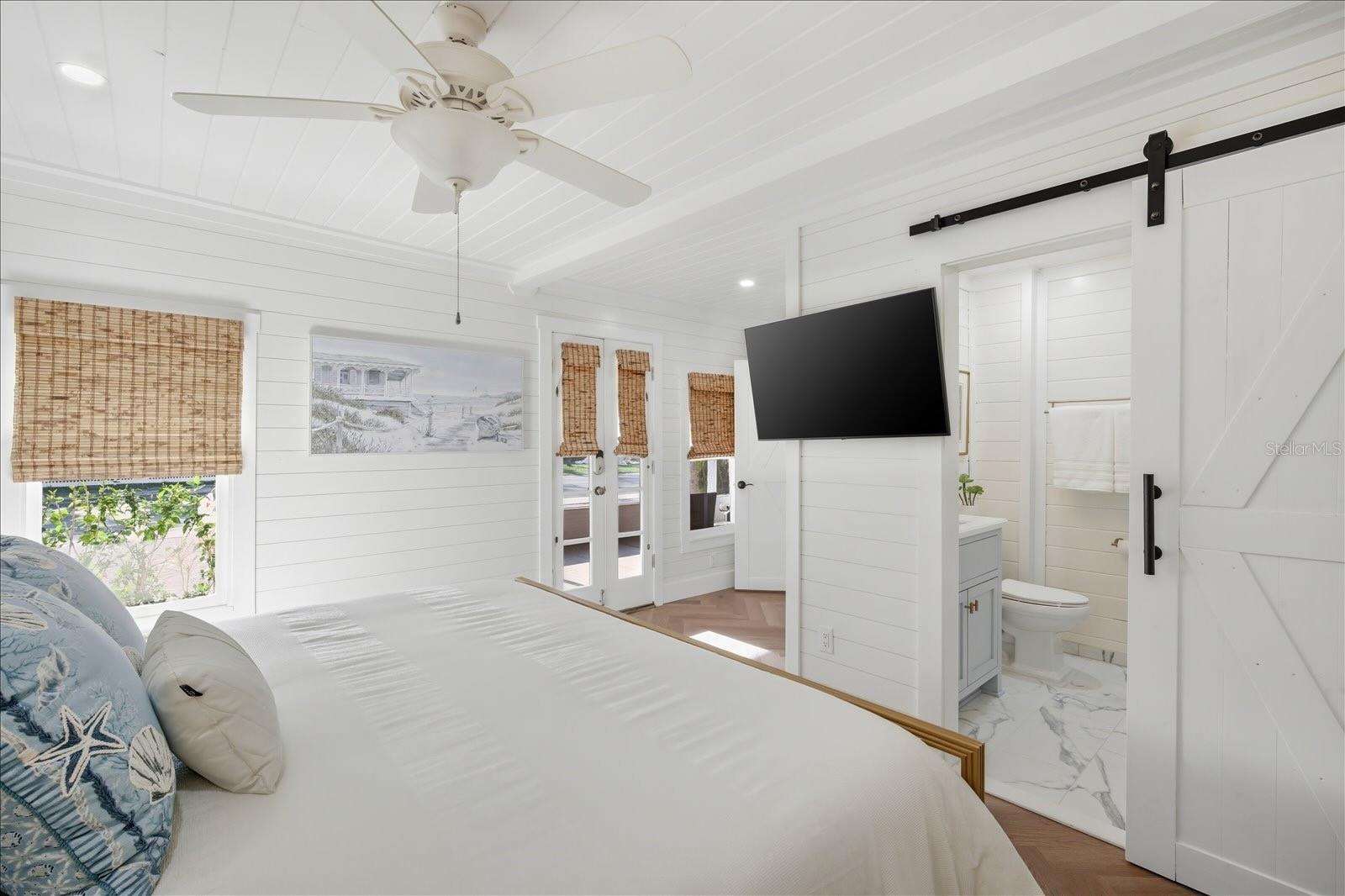 2913 GULF DR, HOLMES BEACH, FL, 34217
