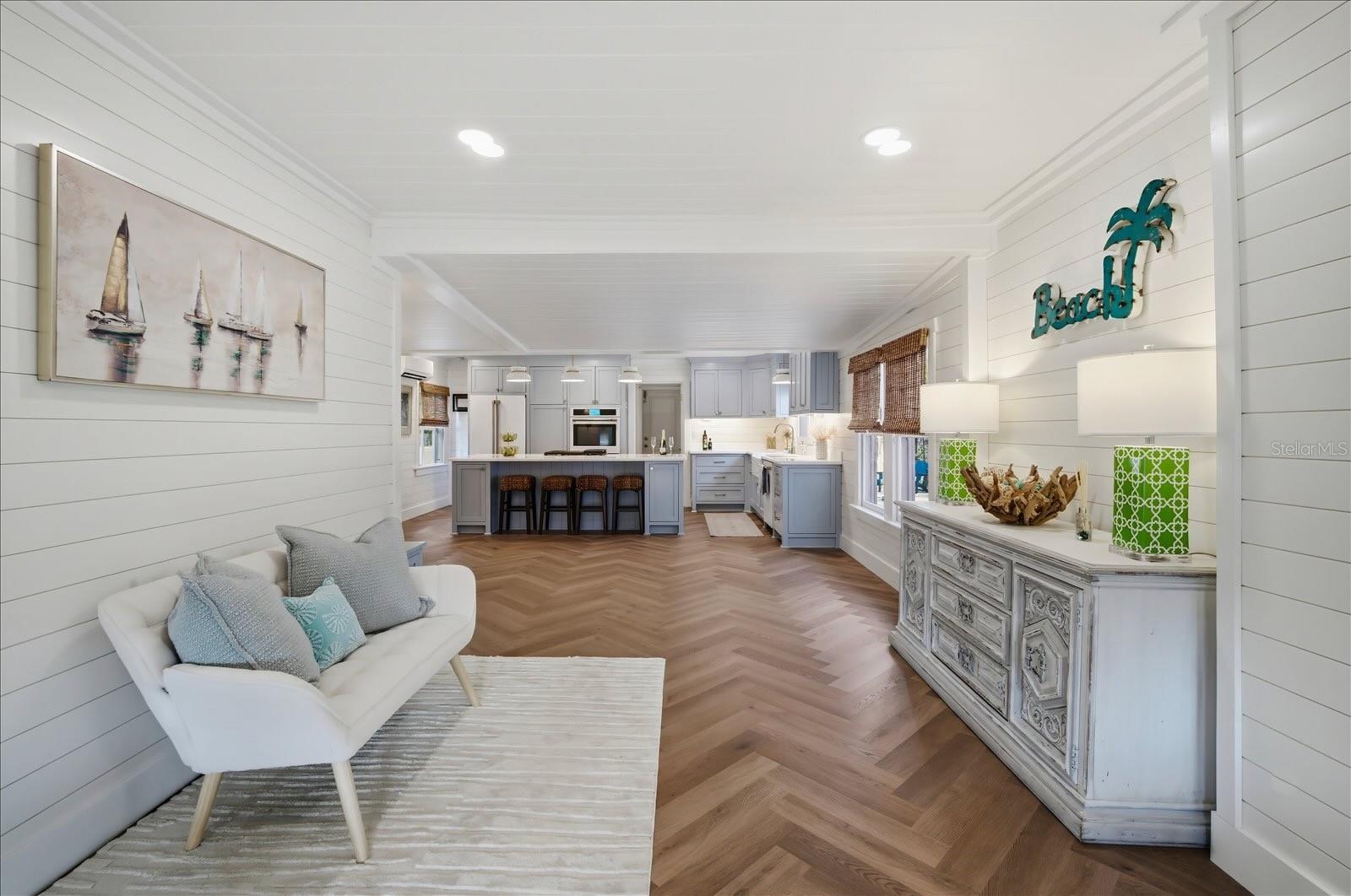 2913 GULF DR, HOLMES BEACH, FL, 34217