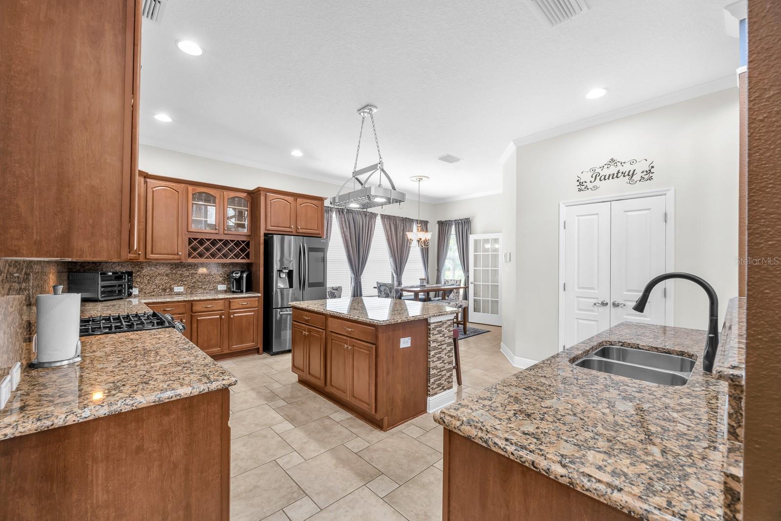 5950 FISHHAWK CROSSING BLVD, LITHIA, FL, 33547