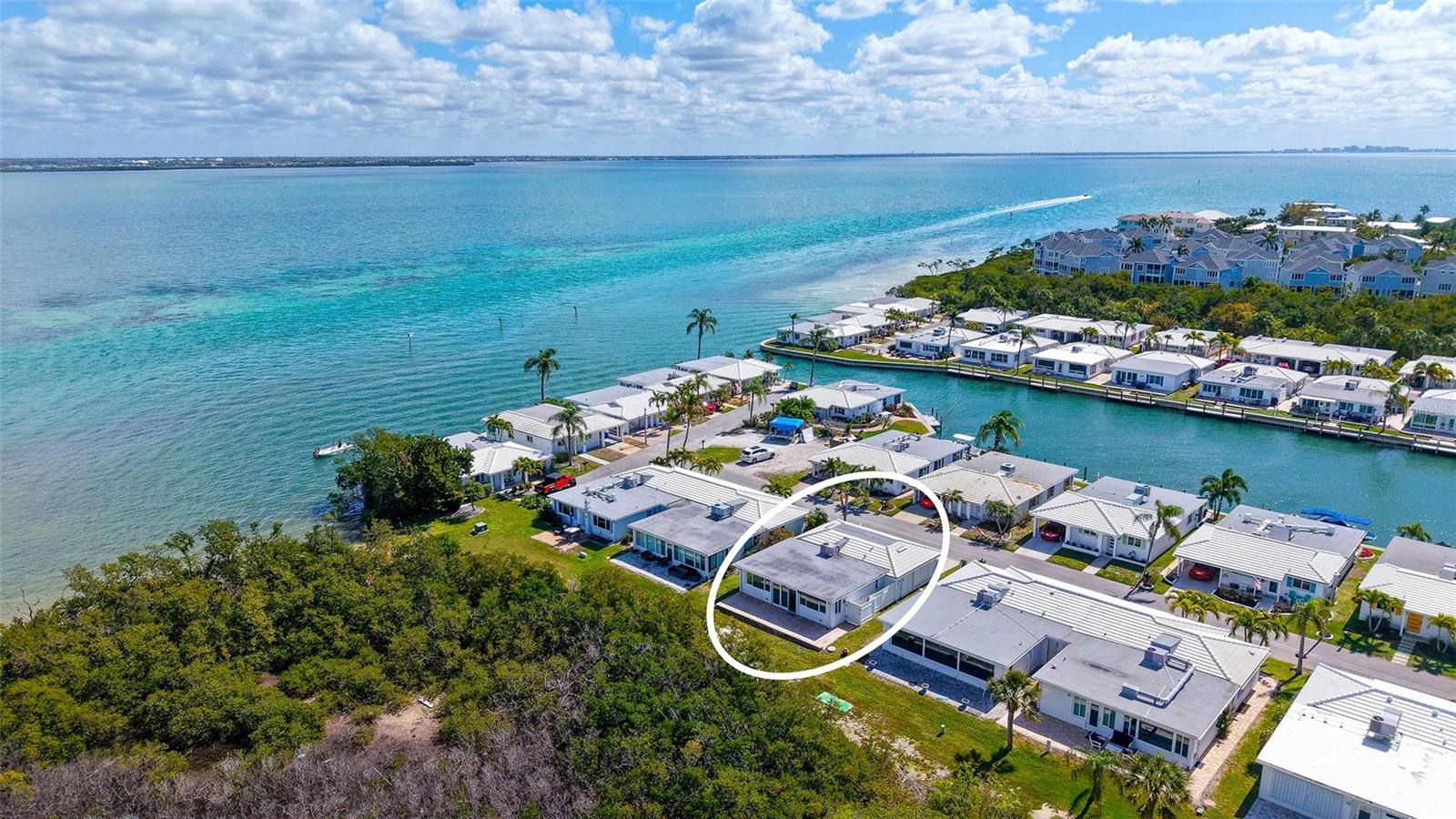 909 SPANISH DR N, LONGBOAT KEY, FL, 34228