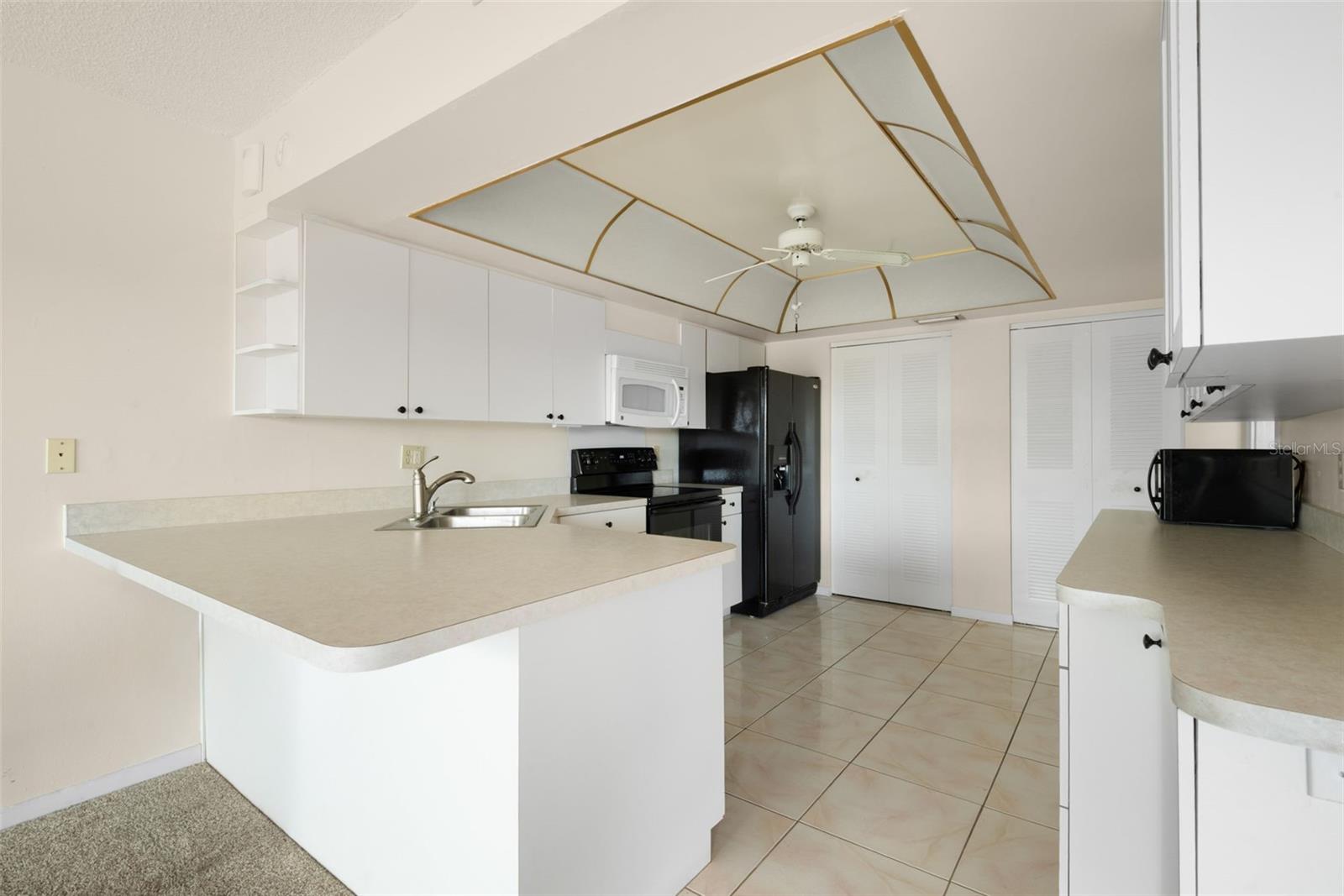225 COUNTRY CLUB DR #F-1401, LARGO, FL, 33771