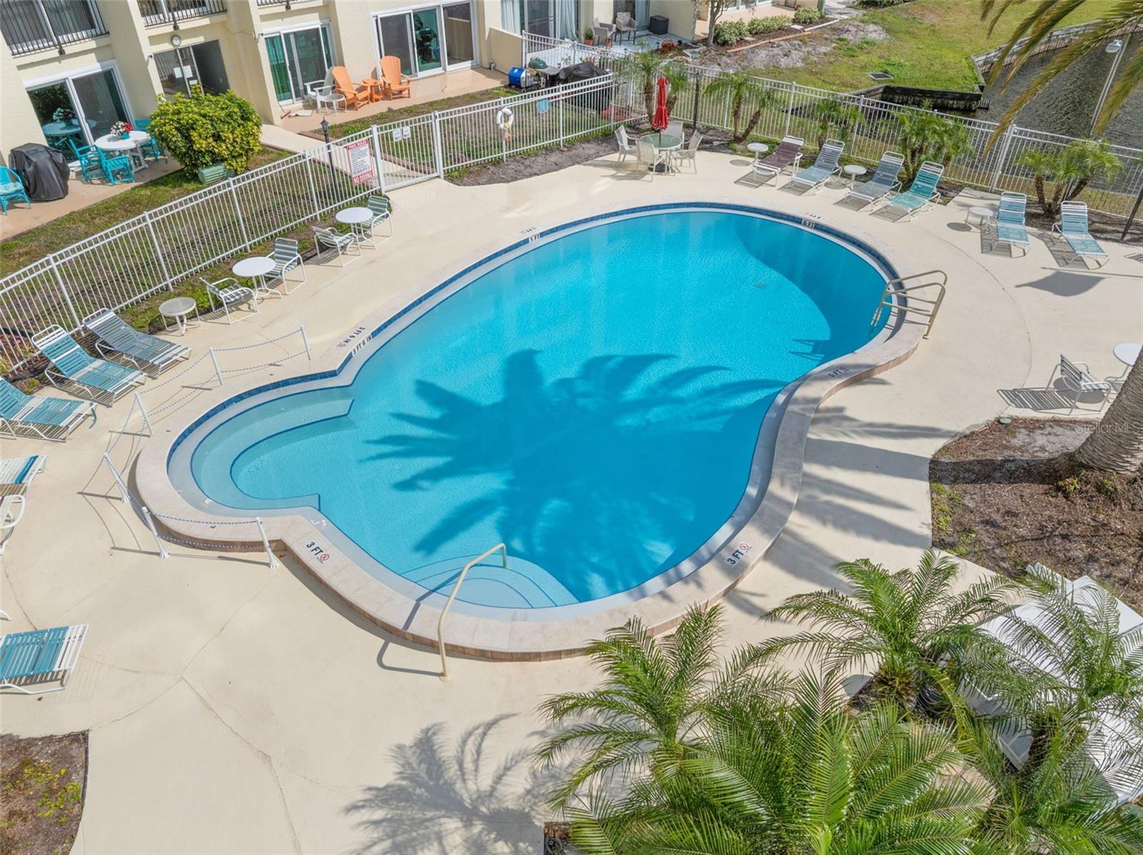 225 COUNTRY CLUB DR #F-1401, LARGO, FL, 33771