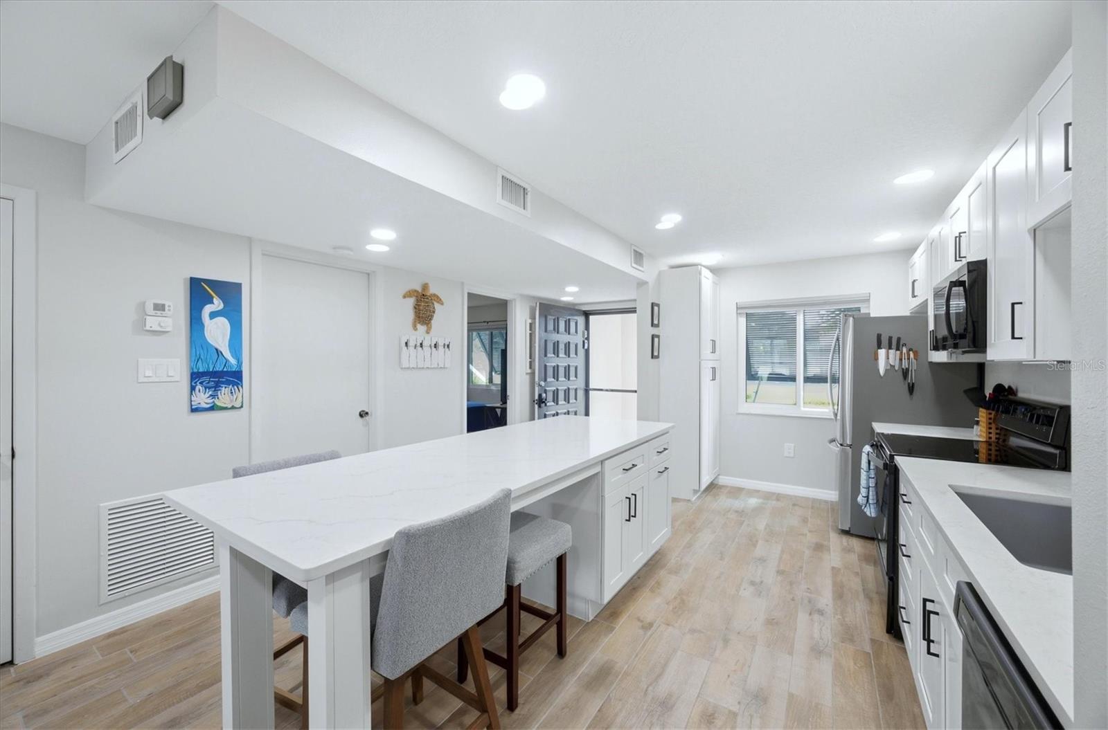 4621 LONGWATER #111, SARASOTA, FL, 34235