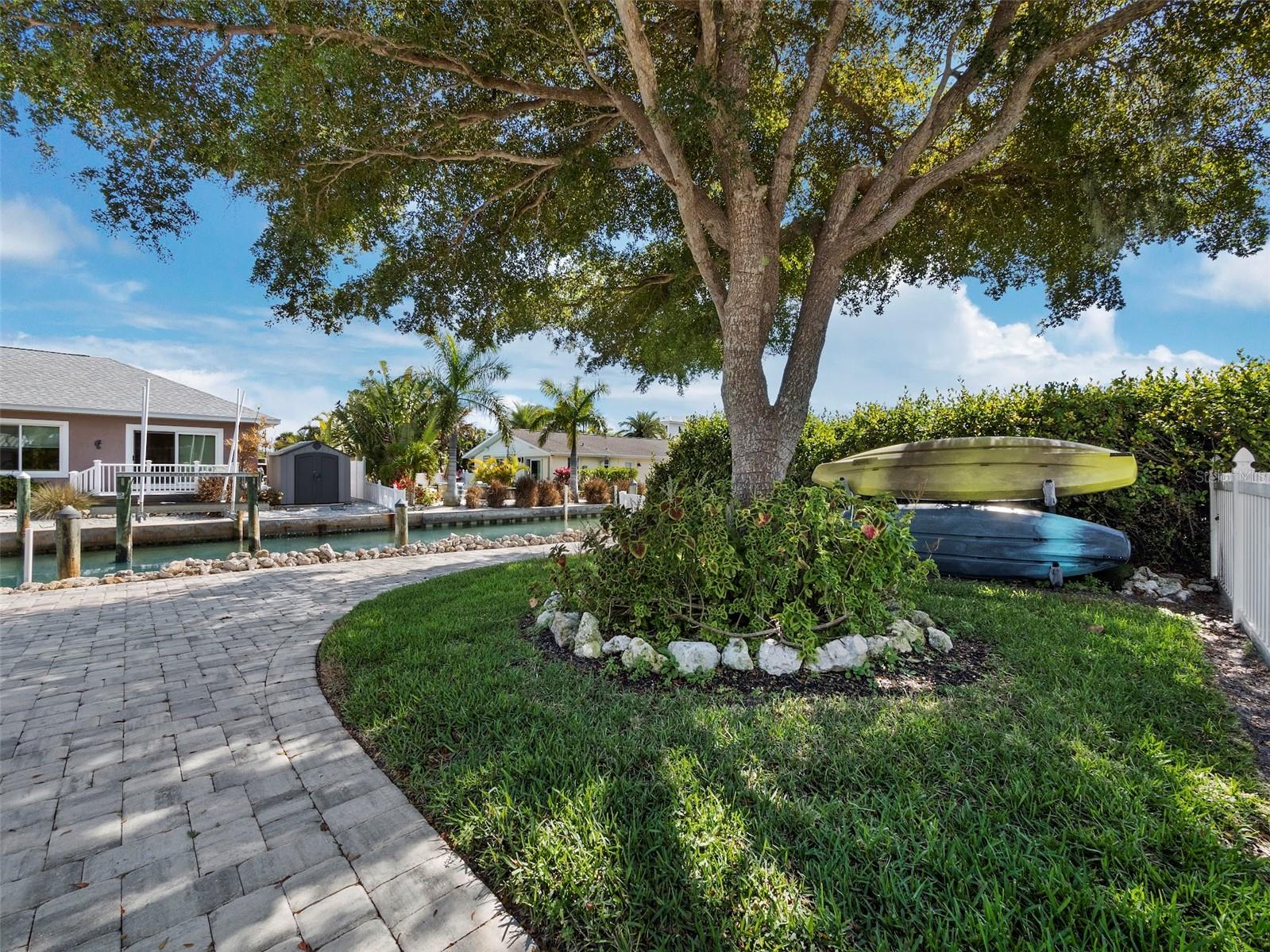 726 JUNGLE QUEEN WAY, LONGBOAT KEY, FL, 34228